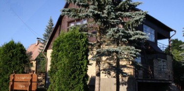 Prie Sidabrinės eglės