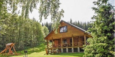 Namelis prie Čičirio